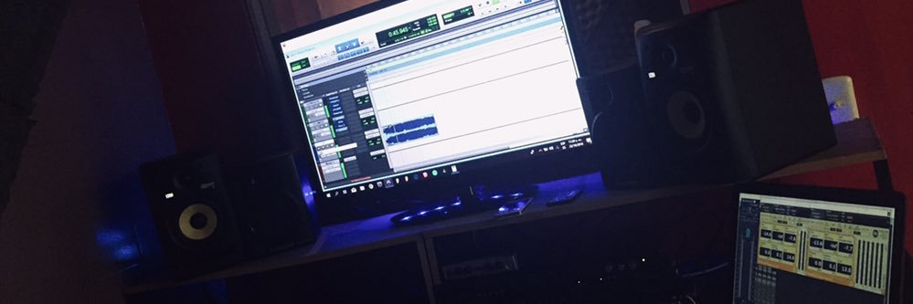 CarrlosDz's profile banner image