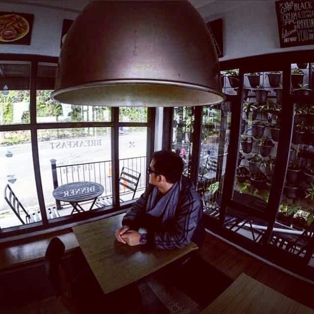 Ivan pernit sagala banner