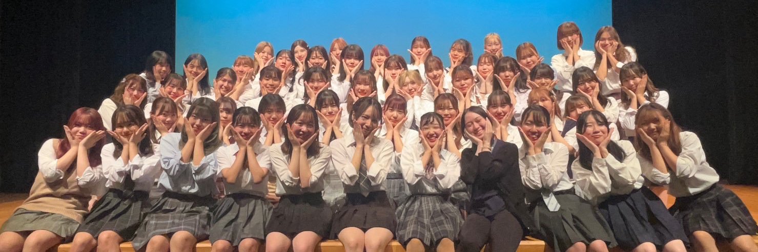 we_love82's profile banner image
