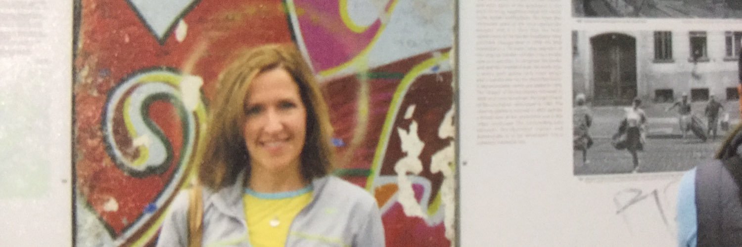 martahowe's profile banner image