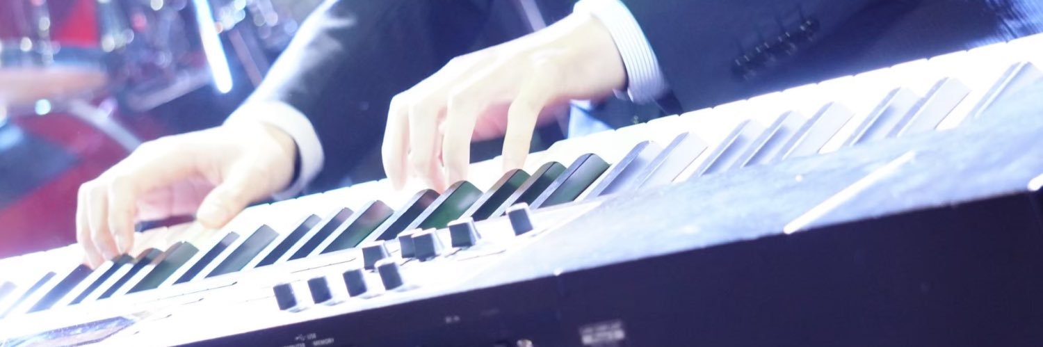 t_ikeion's profile banner image