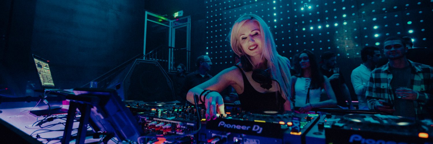 JadoreUrLife's profile banner image