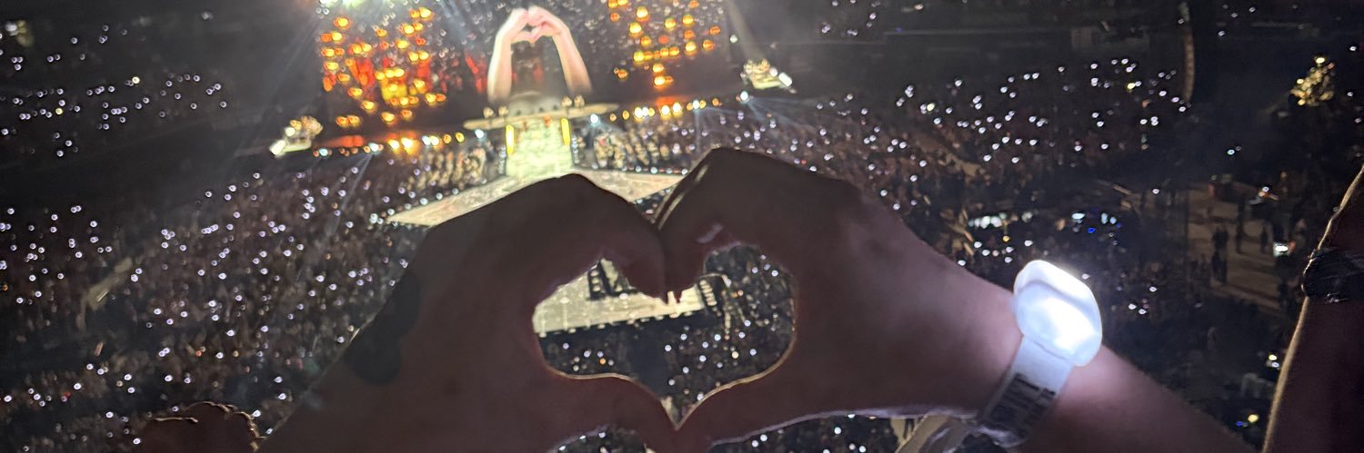 ahrozonx's profile banner image