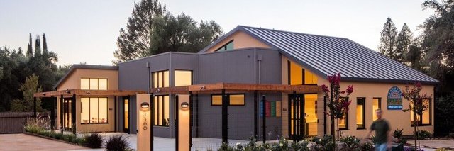 LaLuzCenter's profile banner image