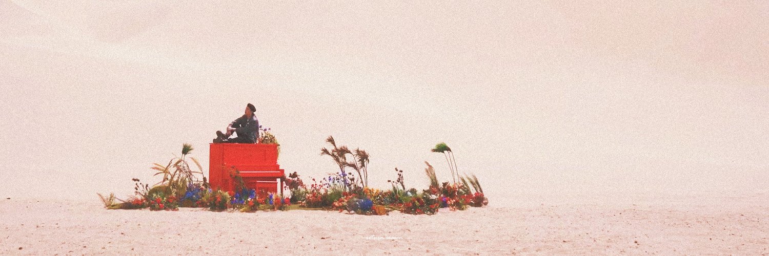 designwithbinh's profile banner image