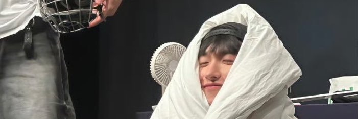 y4smint's profile banner image