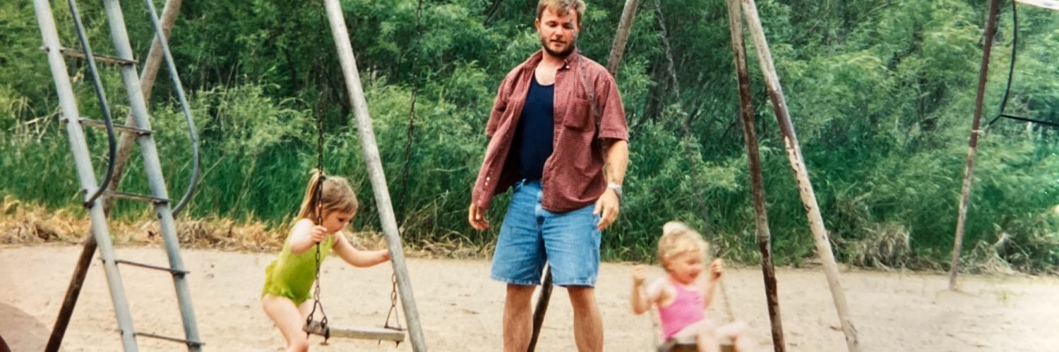 lilly_hansen's profile banner image