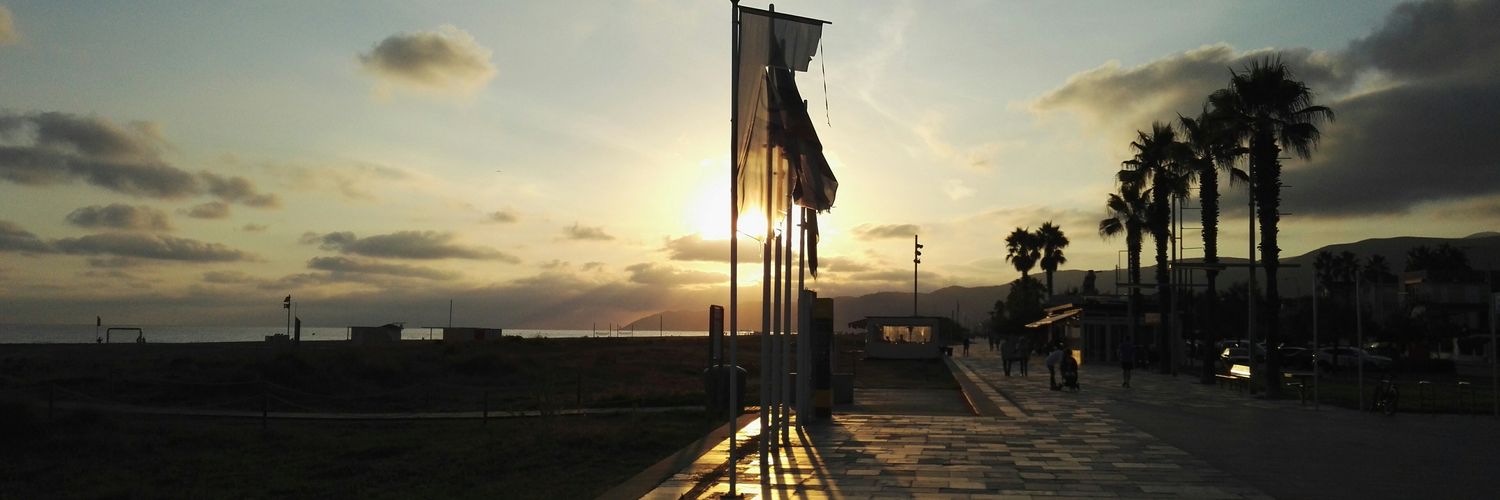pcomos's profile banner image