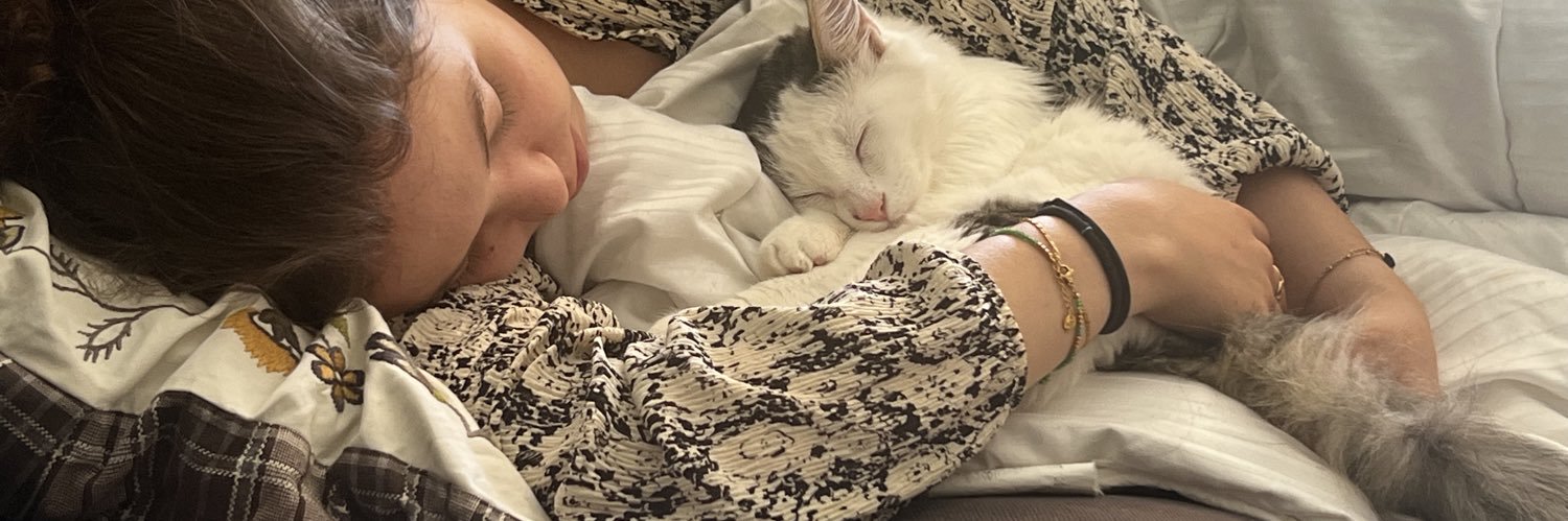laralsm11's profile banner image