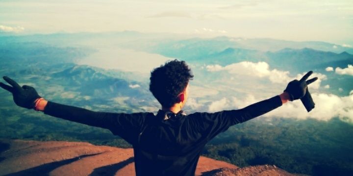 ucuksss's profile banner image
