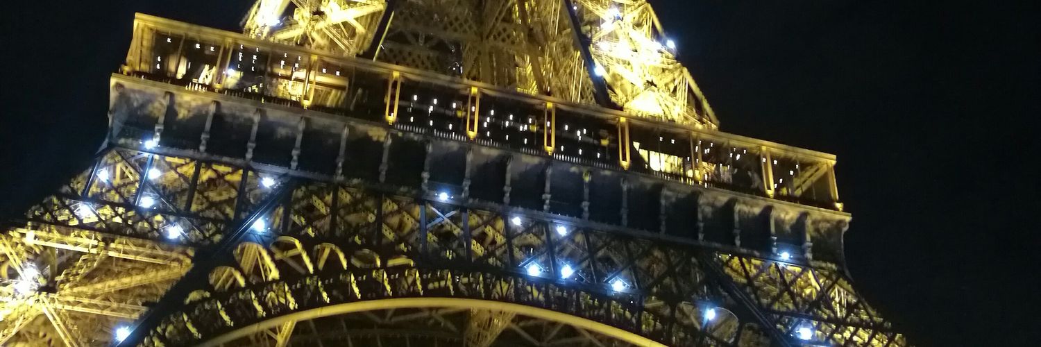 vm_wen's profile banner image