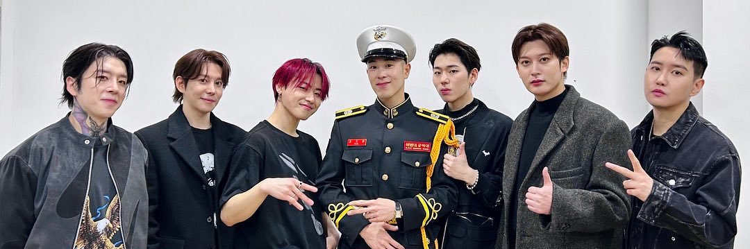 𓂆 Feit 𐩰𐩺𐩩 🐝 banner