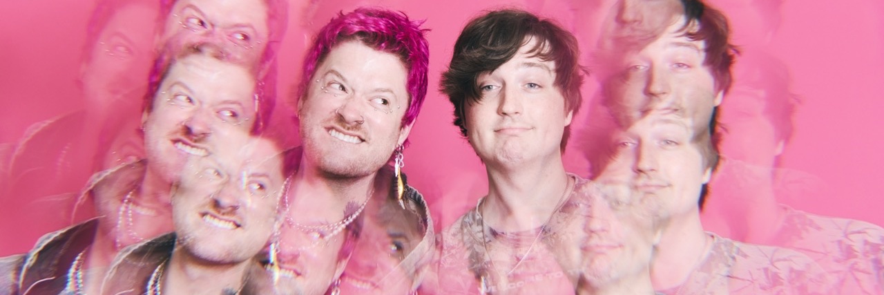 Hot Chelle Rae banner