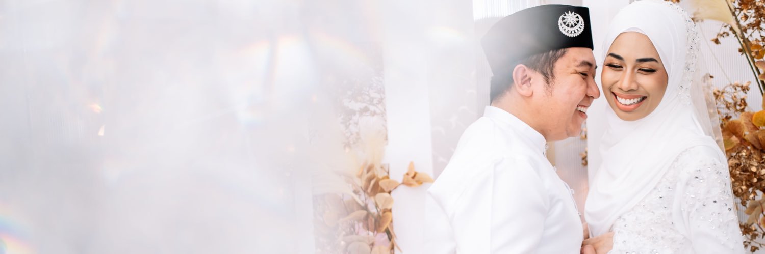farinahuss's profile banner image