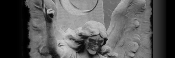 August_Redmoon Profile Banner