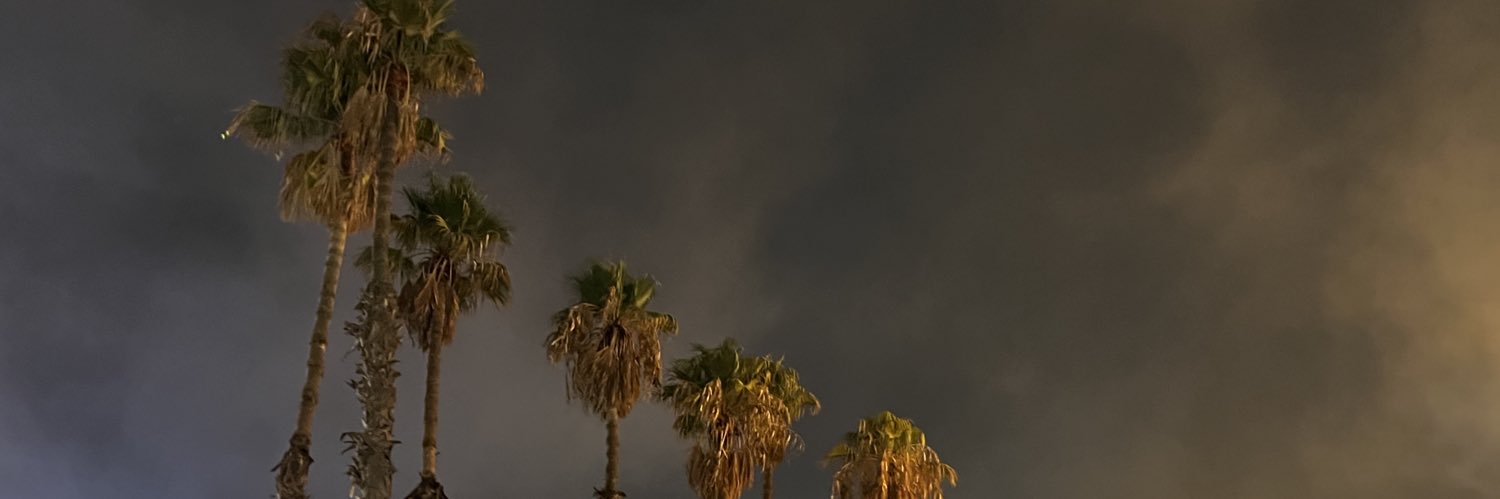012y210's profile banner image