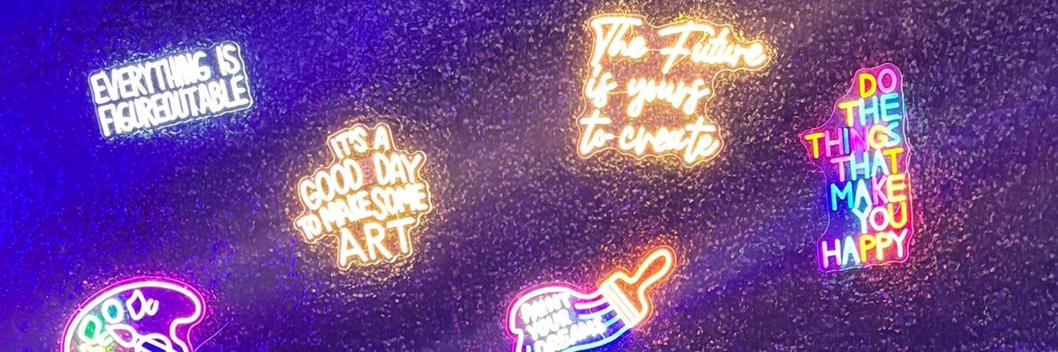 leftrightluke's profile banner image
