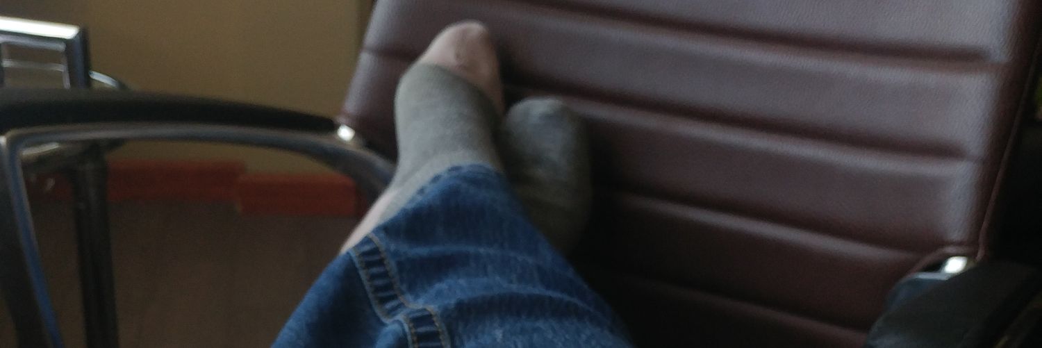 tlizhood's profile banner image
