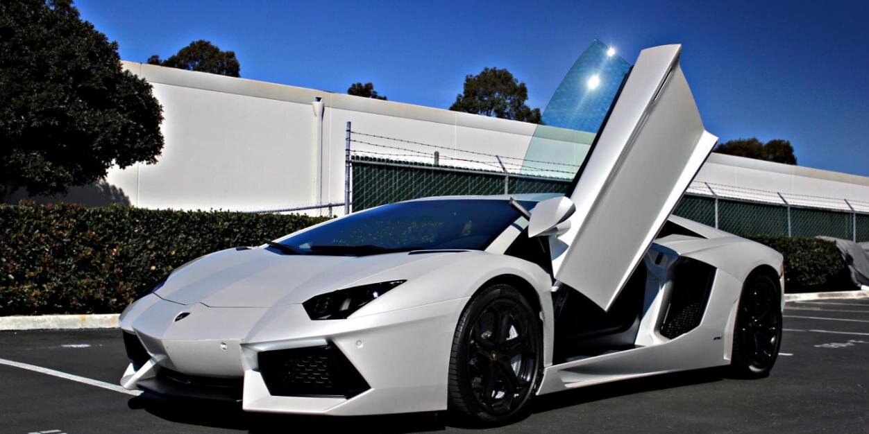 LambosFerrari's profile banner image