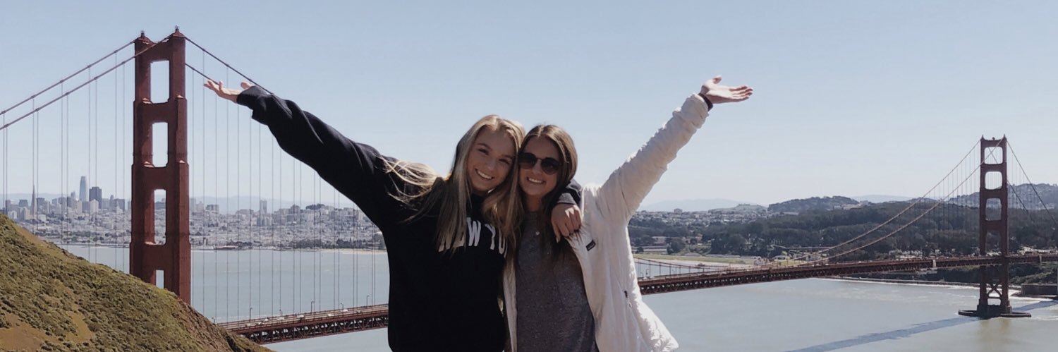 emdavv's profile banner image
