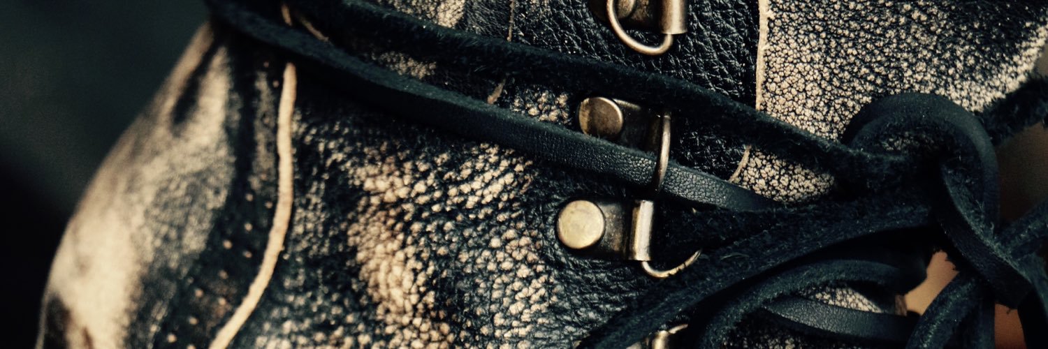 NeoniCaitlin's profile banner image