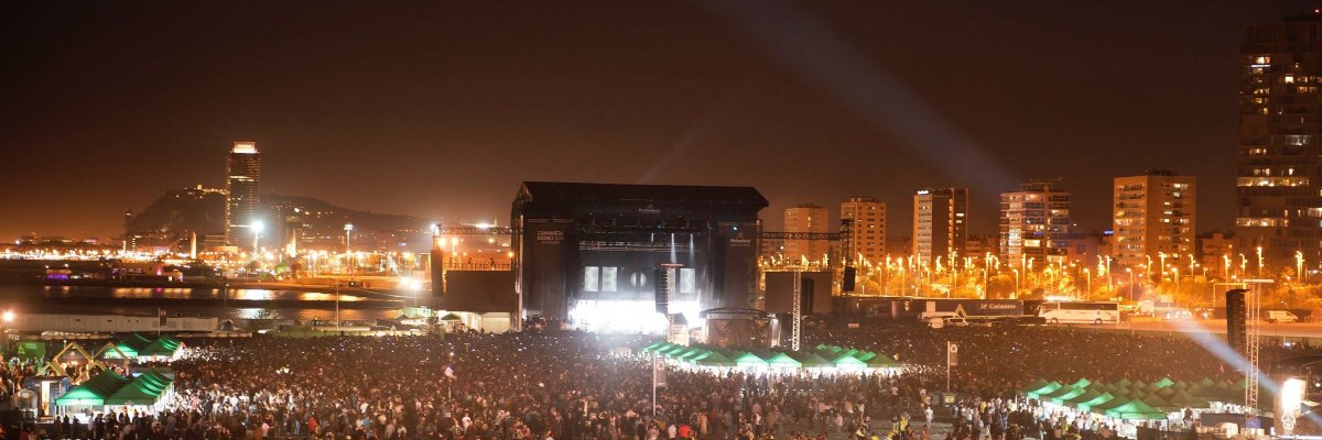 nosilverbird's profile banner image