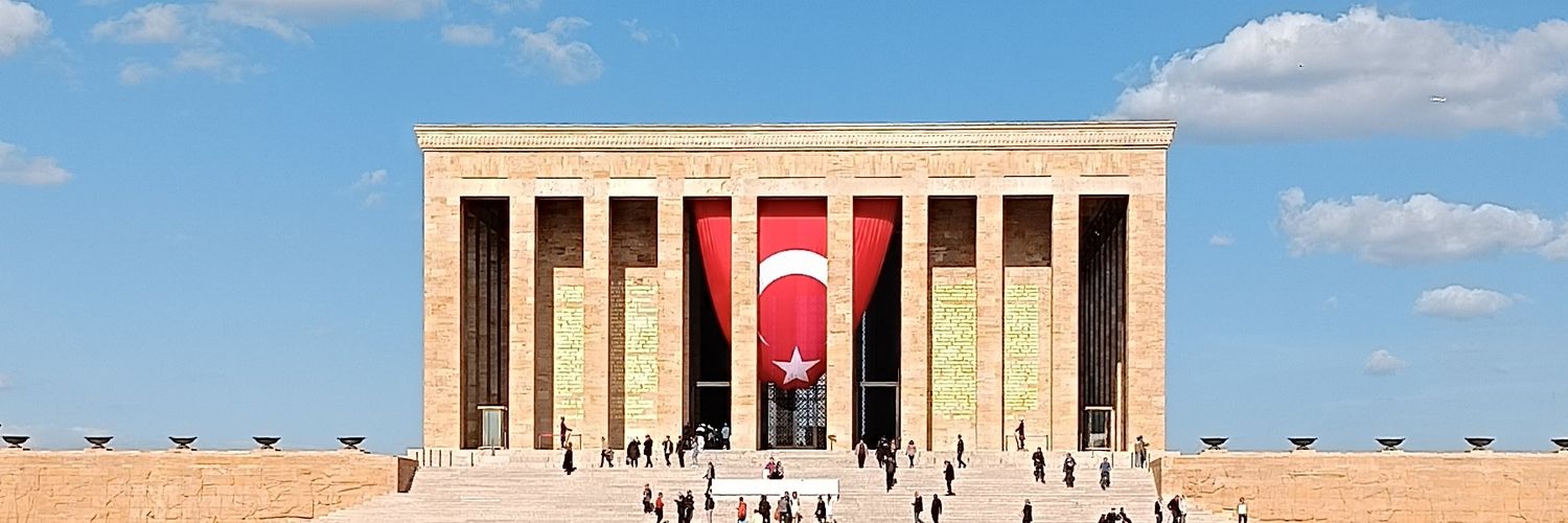 Büşra T. banner