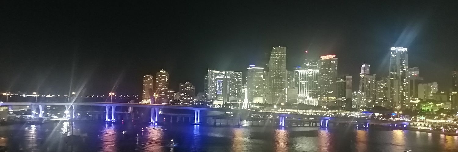 fikieus's profile banner image