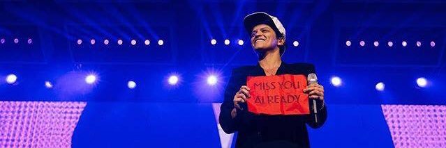 alexissbm's profile banner image