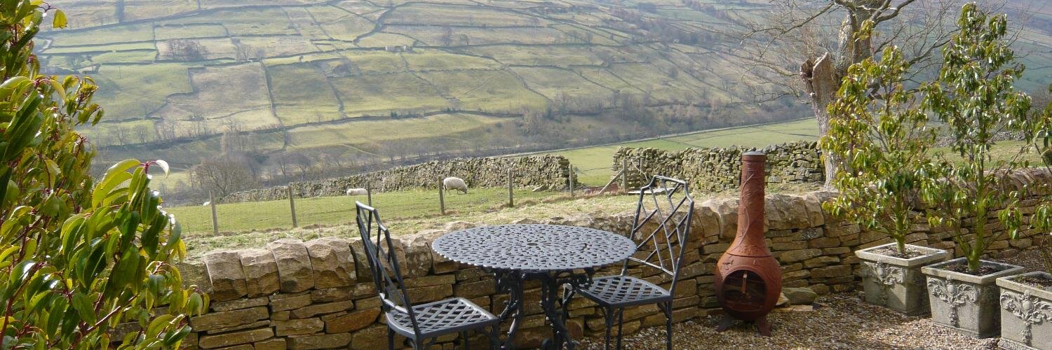 Curlew Cottage banner