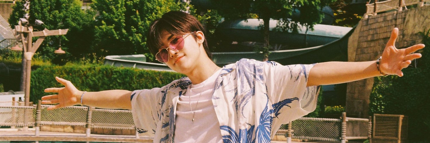 aaunww's profile banner image