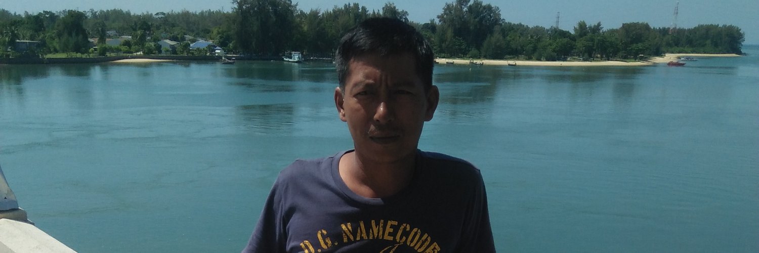 loingtong's profile banner image