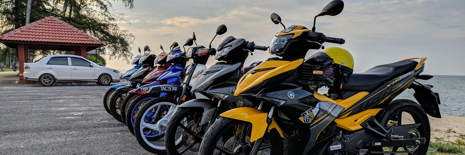 izzatnasrul's profile banner image