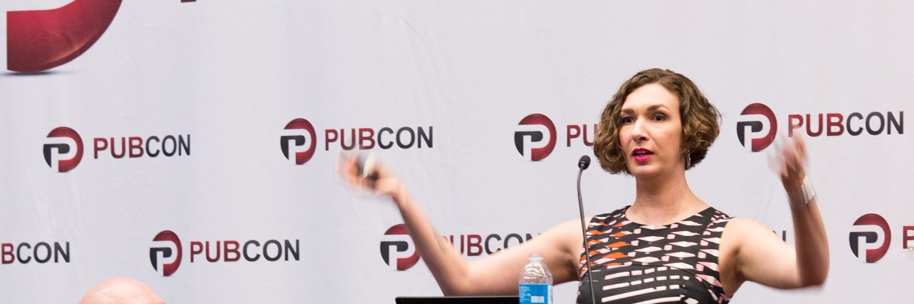julieewald's profile banner image