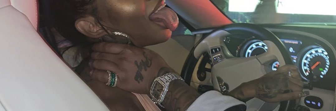 yesalliyah's profile banner image
