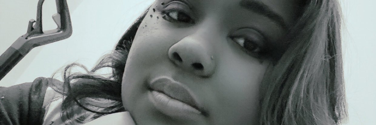 IAMHERRRRRR😏 banner