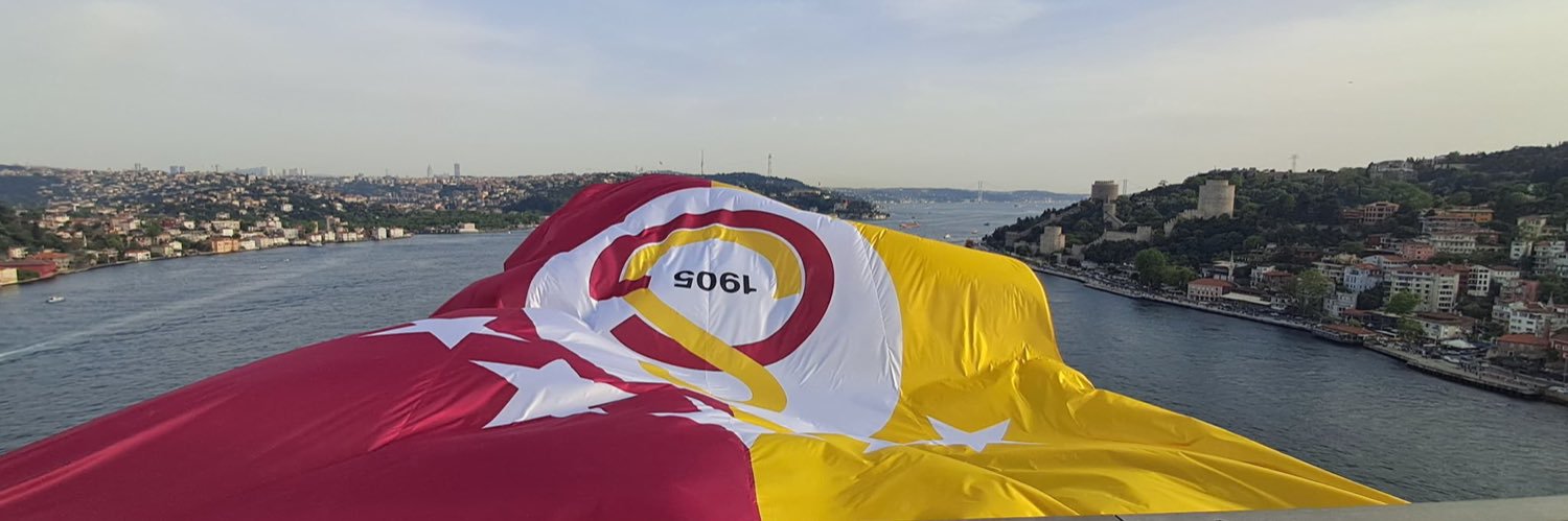 mervesezerr015's profile banner image
