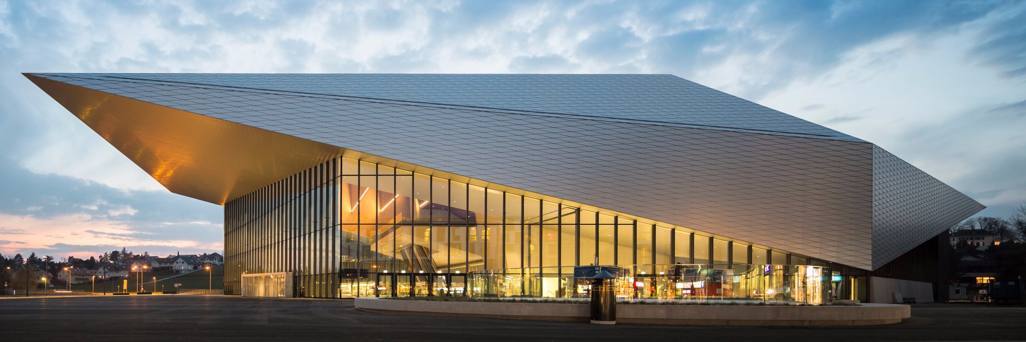 SwissTech Convention Center 🤝 #MeetInSwitzerland banner