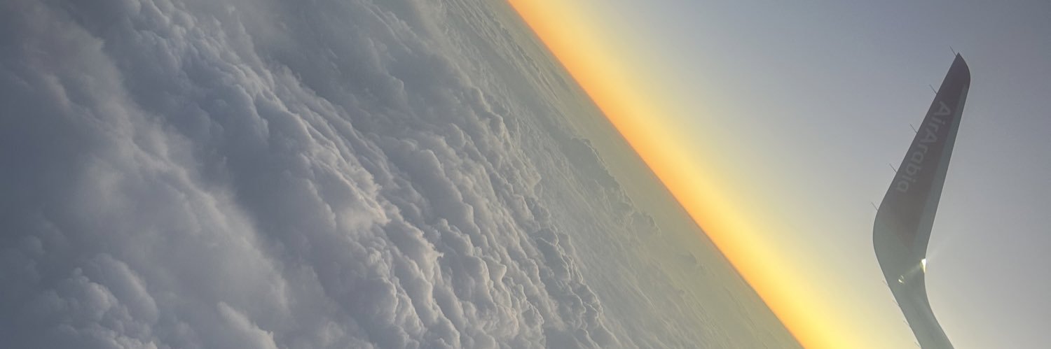 bondooook's profile banner image
