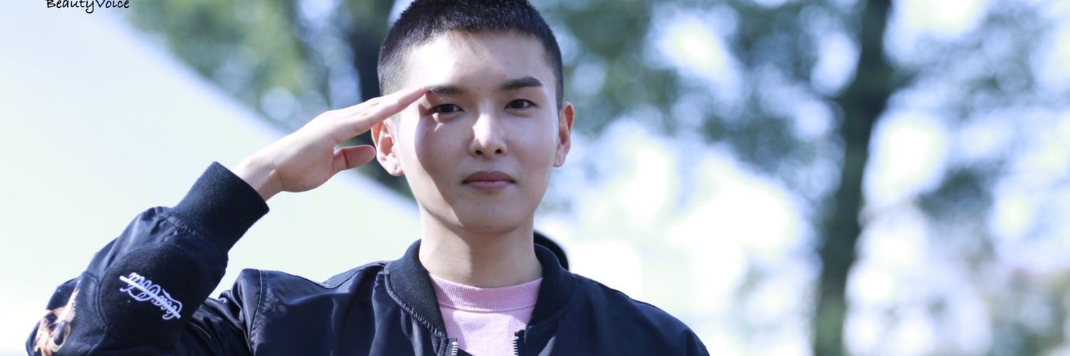 ByeoL2102's profile banner image