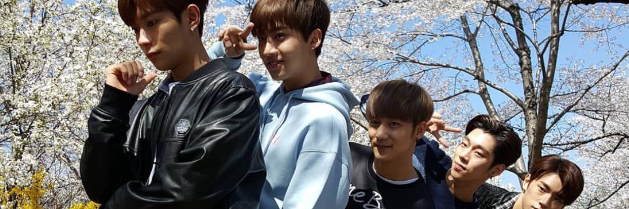 mm_2i's profile banner image