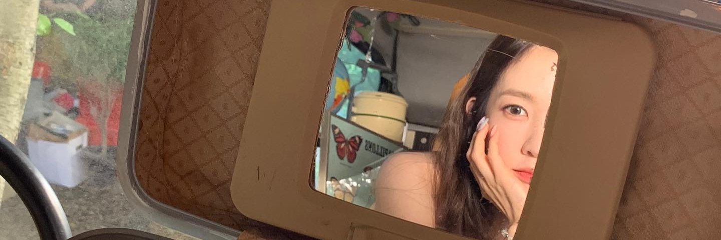 ahriyay's profile banner image