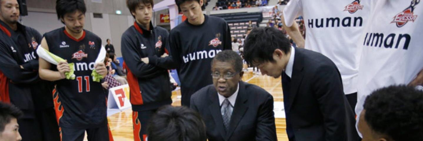 Bill Cartwright banner