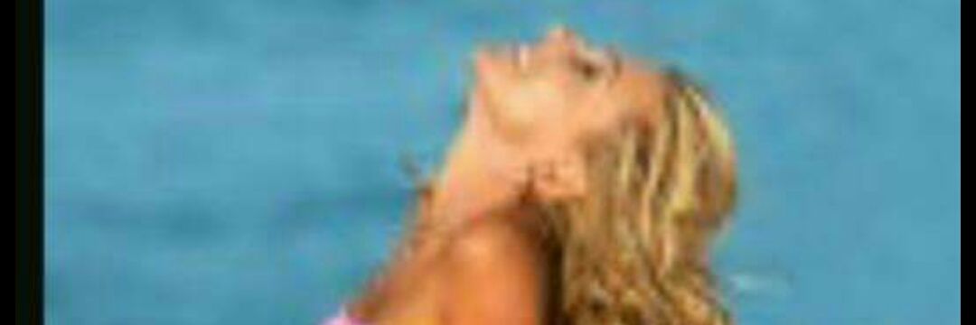 luciablagar's profile banner image