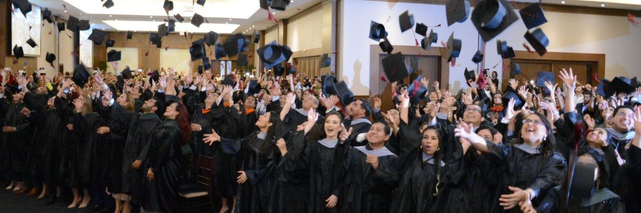 Postgrado UEES banner