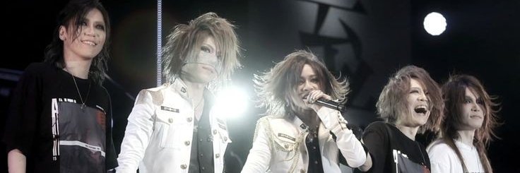 DERACINE_AOI's profile banner image