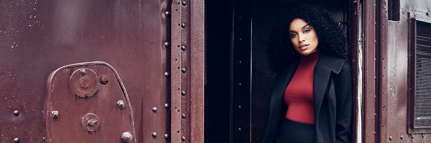 Miriam_Baker_'s profile banner image