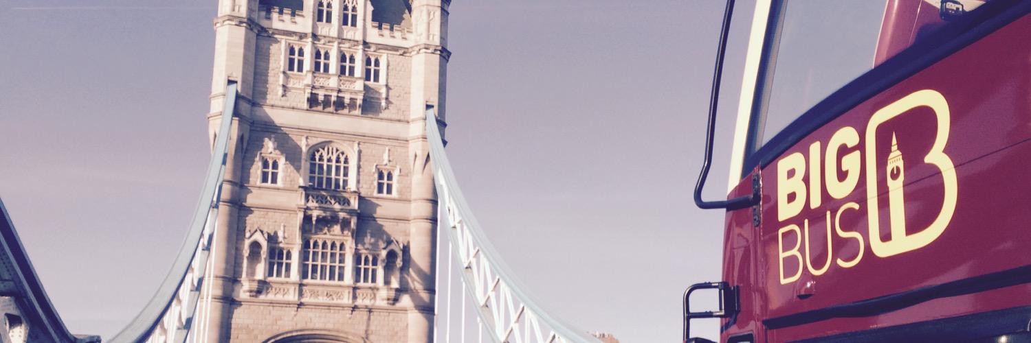 ily banner