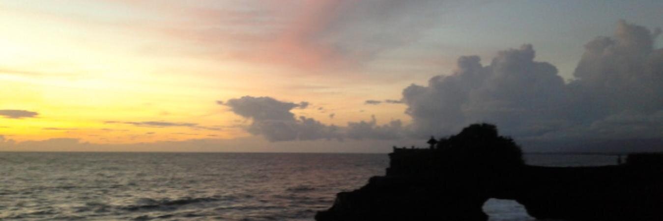 RafikaIshami's profile banner image