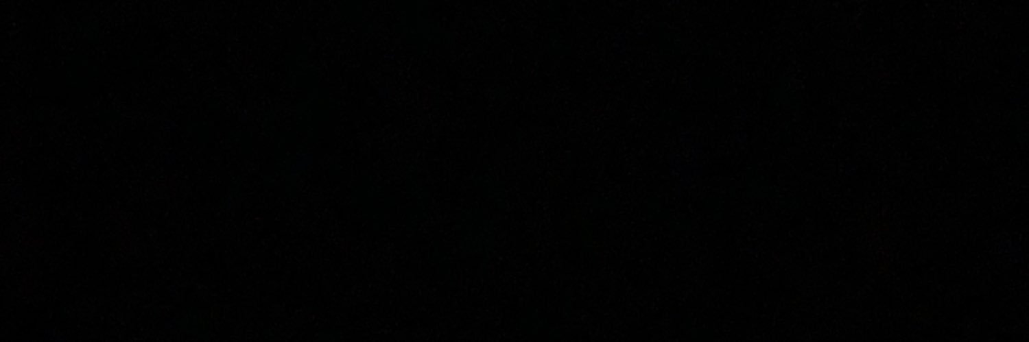 karolfg15's profile banner image